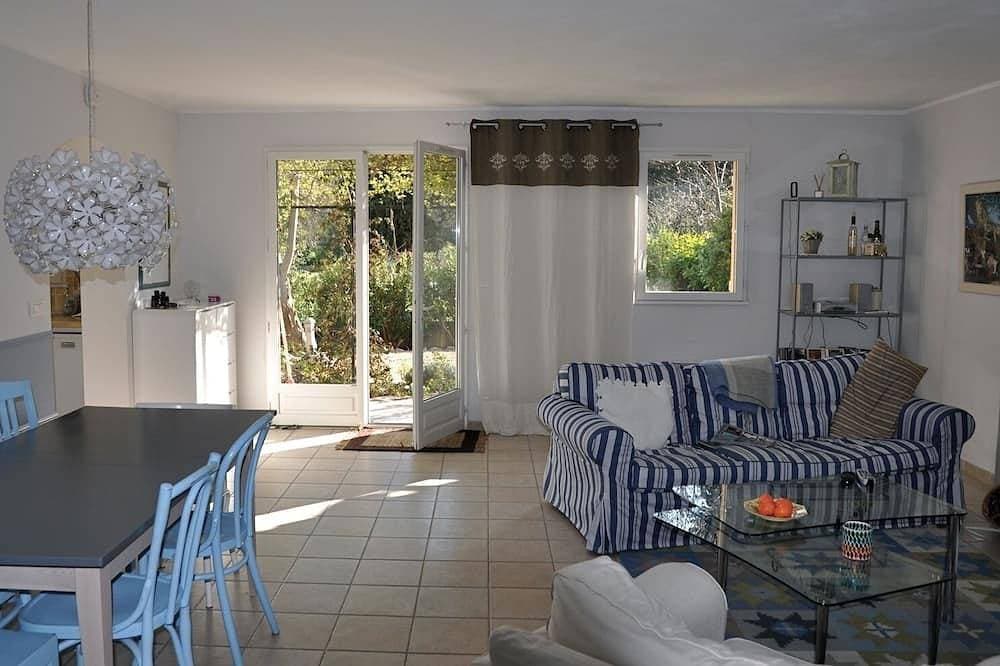 Foto 8 von 30: Ruhiggelegenes Haus mit Garten; in der Provence