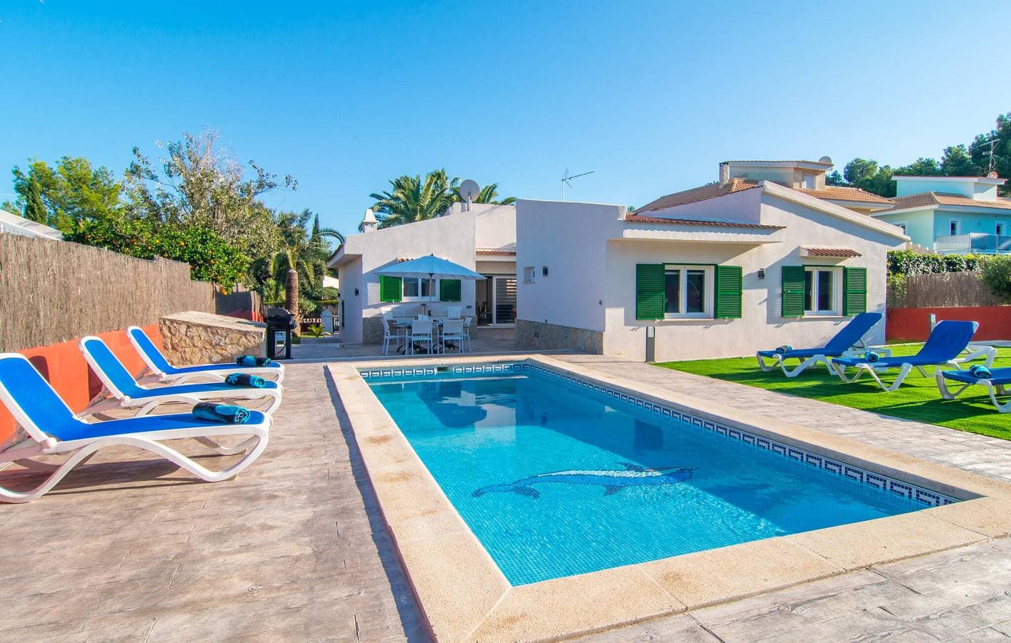 Foto 7 von 37: Luxuriöse Strandwohnung mit Pool und Terrasse