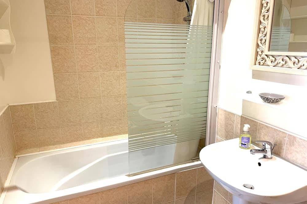 Foto 4 von 11: Maison Girasol, Sleeps 4 w/ Pets On Request