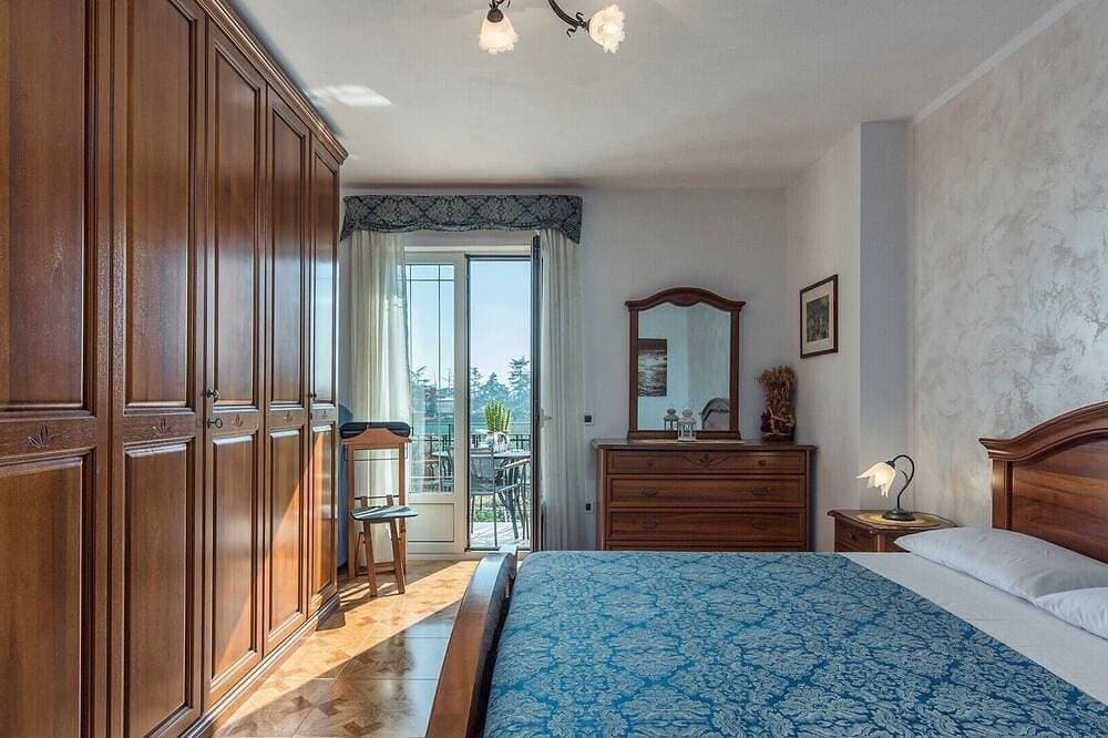 Foto 7 von 30: Apartment Orzan mit Balkon und Meerblick III