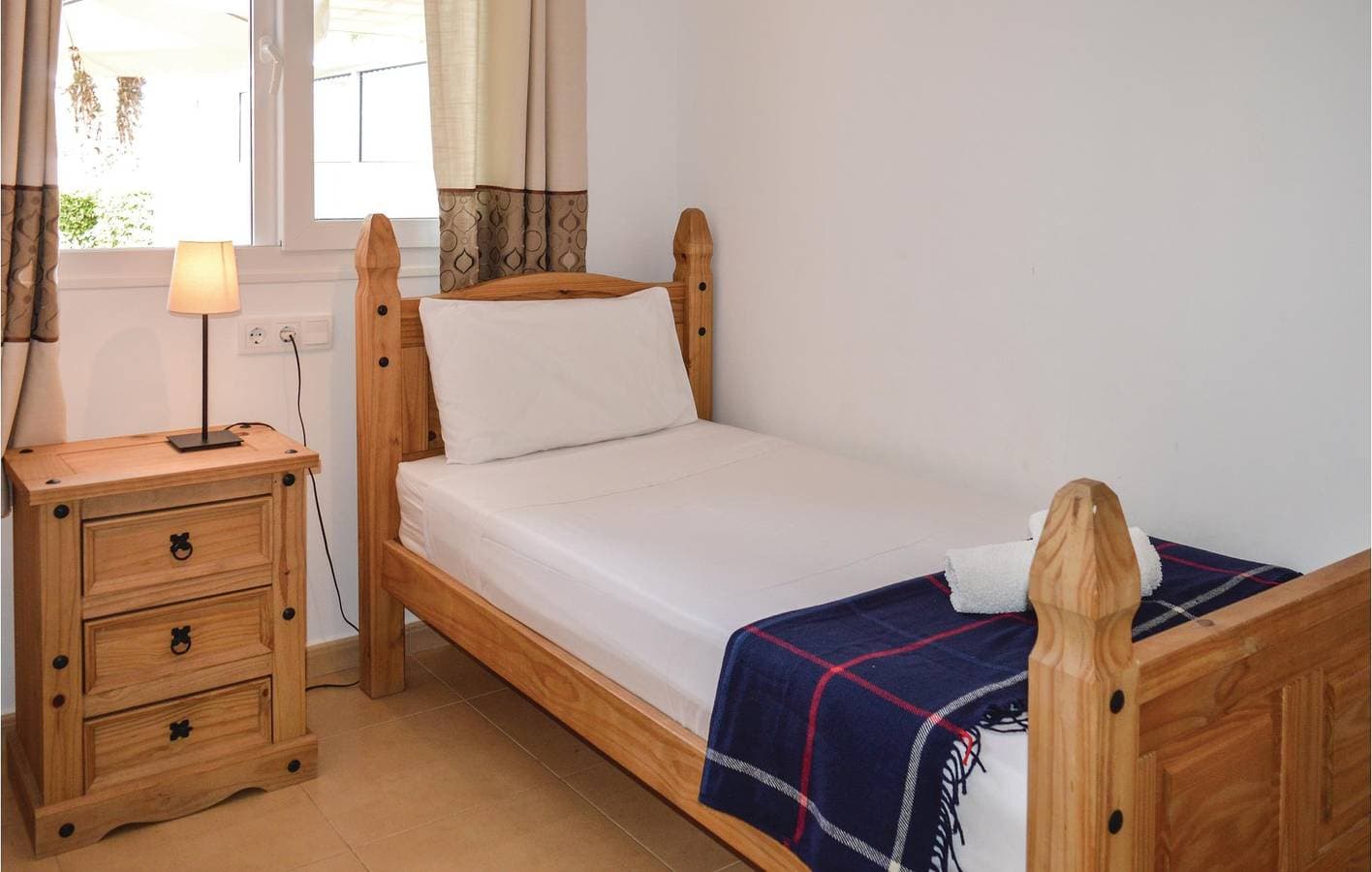 Foto 10 von 21: Gemütlicher Rückzugsort: 64 Quadratmeter großes Apartment mit Pool, Terrasse und Internet