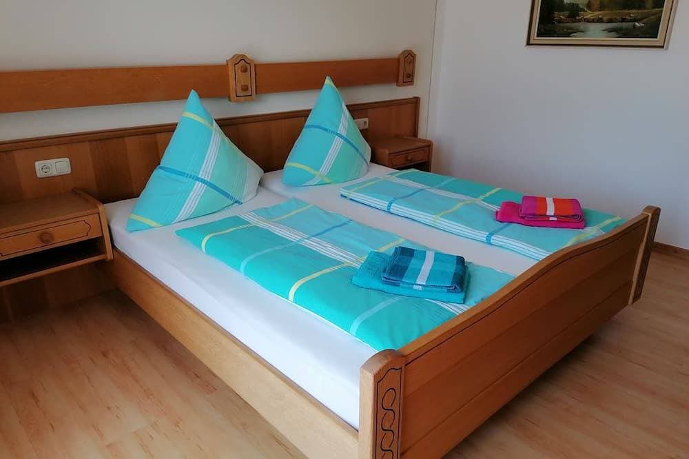 Foto 3 von 28: Ferienwohnung in herrlicher Lage mit großer Terrasse und schönem Bergblick