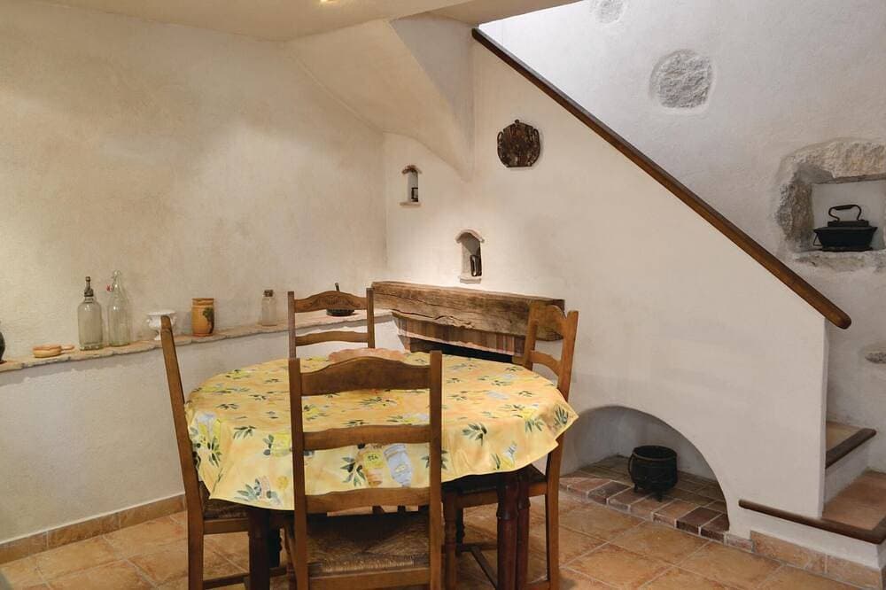 Foto 8 von 24: Gemütliches Haus in Cuebris mit Bergblick
