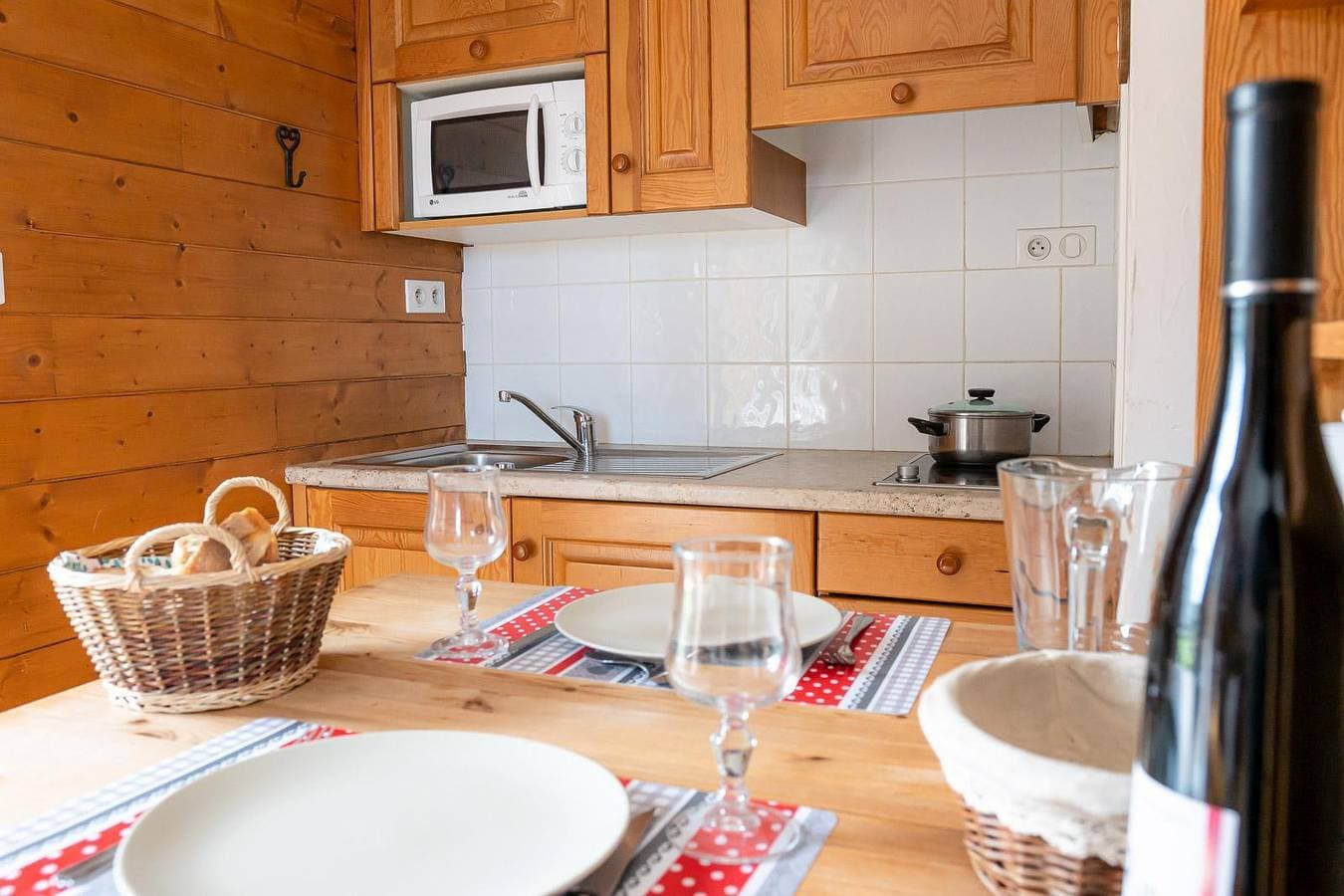 Foto 3 von 18: Chalet 2 personnes - Les Chalets de l'Aubrac