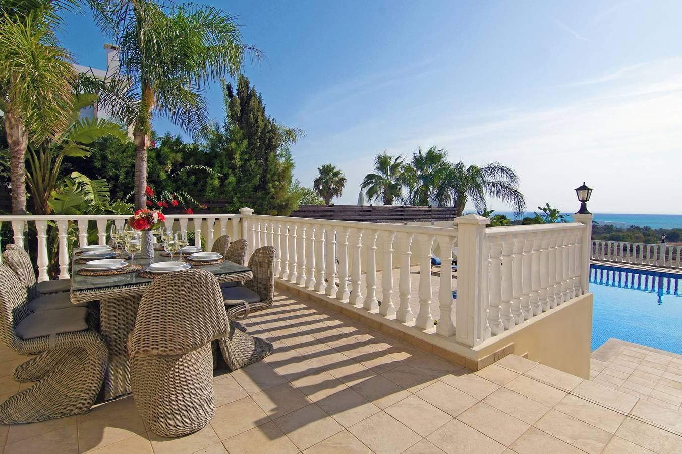 Foto 3 von 40: Villa für 8 Personen mit Garten