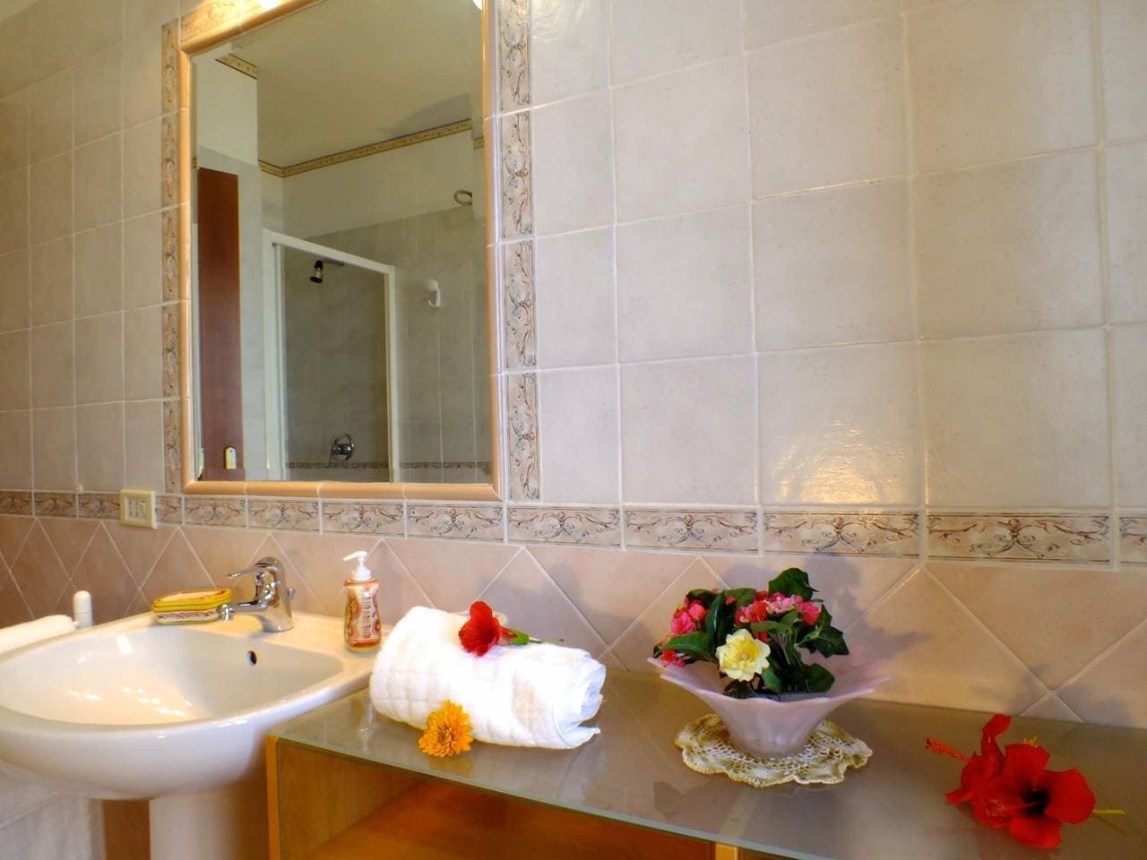 Foto 6 von 40: Terramare' Wohnung mit Wasserblick