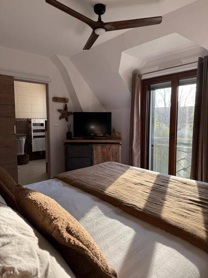 Foto 7 von 16: Double Room with Private Bathroom