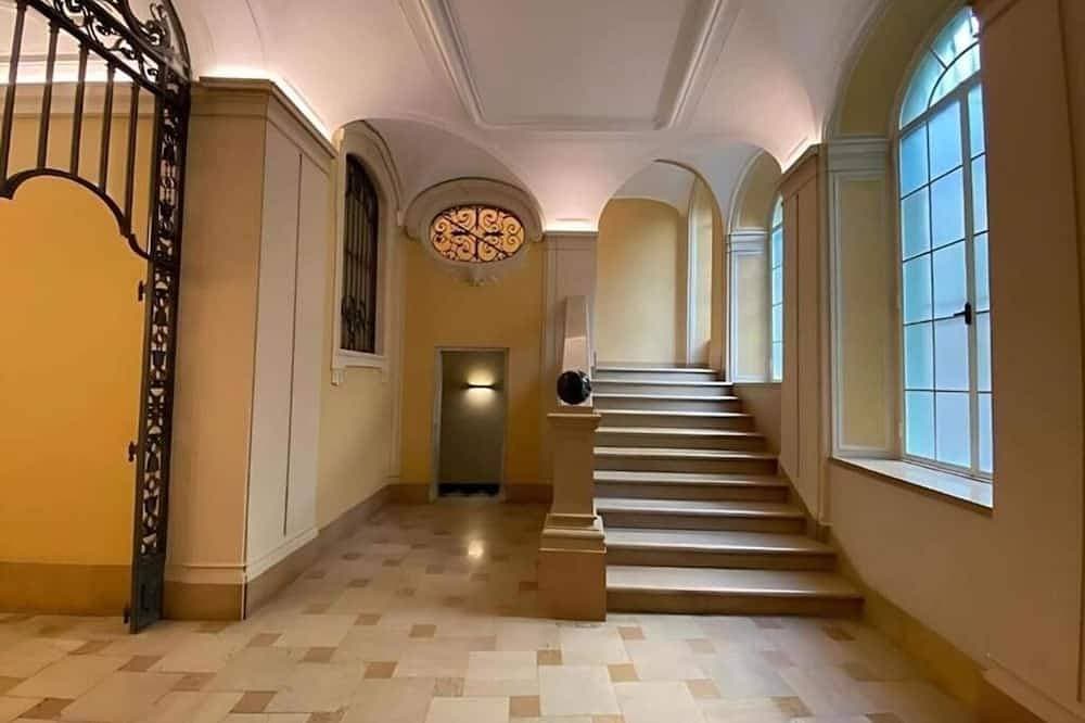 Palazzo Lomellini Historic Retreat 1