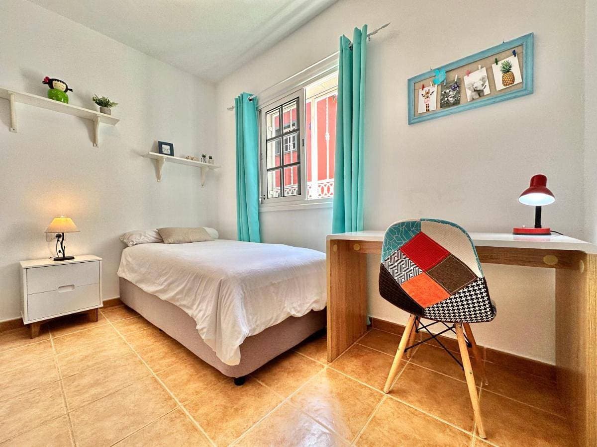 Foto 4 von 62: Three-Bedroom Apartment