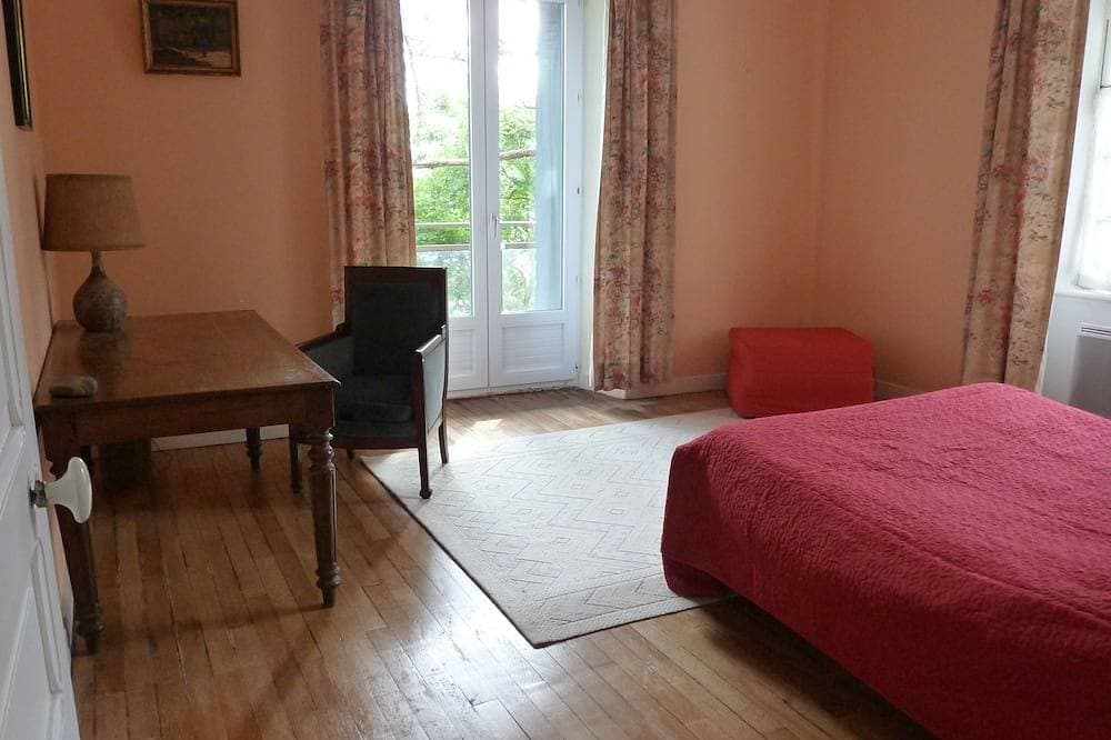 Foto 2 von 27: Einfamilienhaus mit außergewöhnlichem Blick auf die Bucht von Mont St Miche