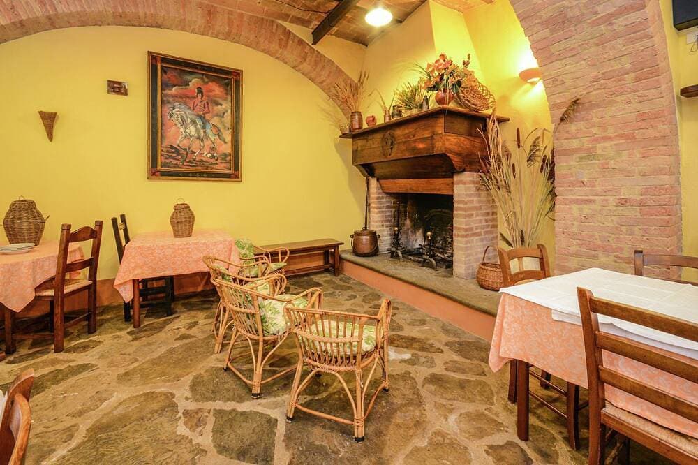 Foto 13 von 30: Ferienhaus in Monte Santa Maria mit Pool
