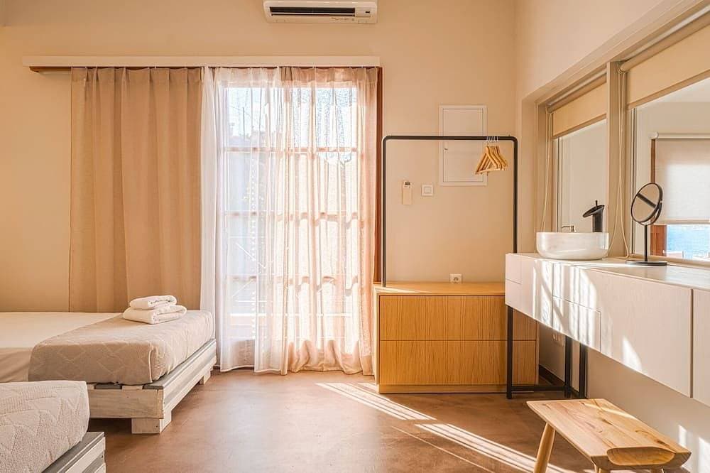 Foto 5 von 30: Avra Apartments - Sirokos