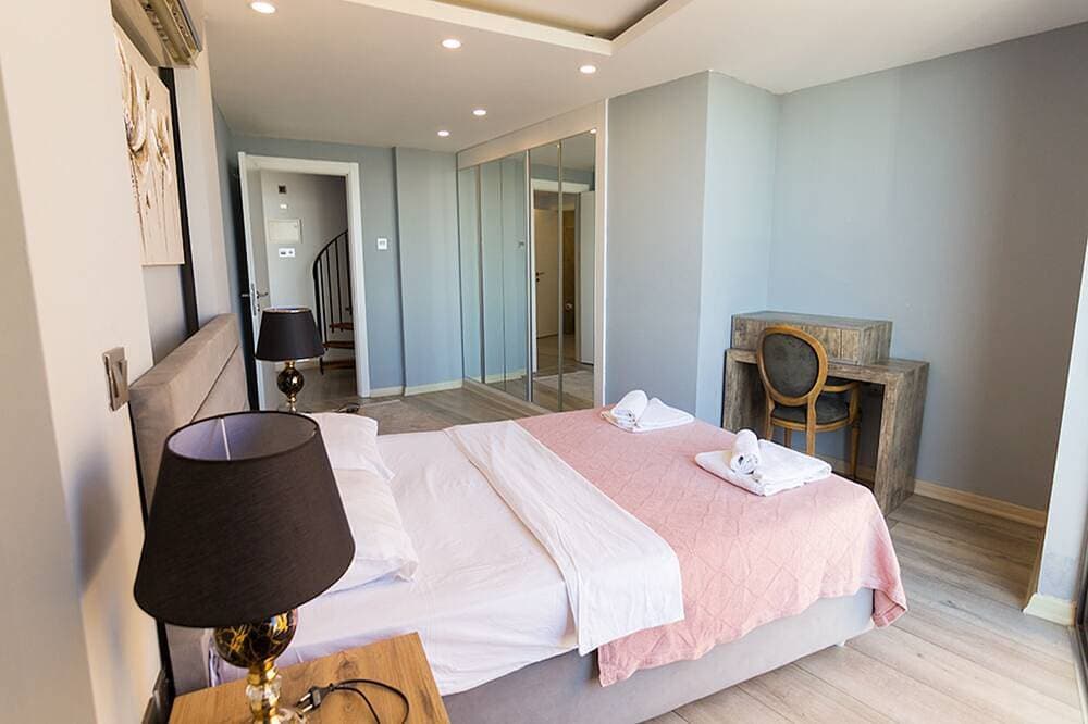 Foto 7 von 18: Elegance Penthouse by Holidaykeys