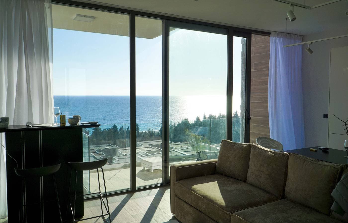 Foto 7 von 52: Olea Residence, luxuriöses Apartment mit Meerblick und Privatstrand 2 Min