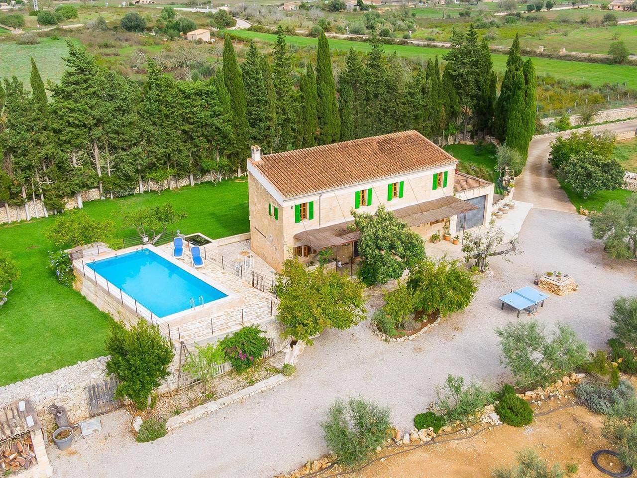 Schöne rustikale Finca mit privatem Pool in der Nähe von Maria de la Salut. 1