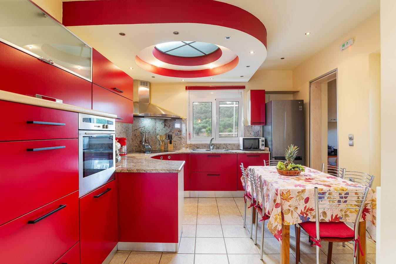 Foto 6 von 126: Villa für 12 Personen mit Whirlpool