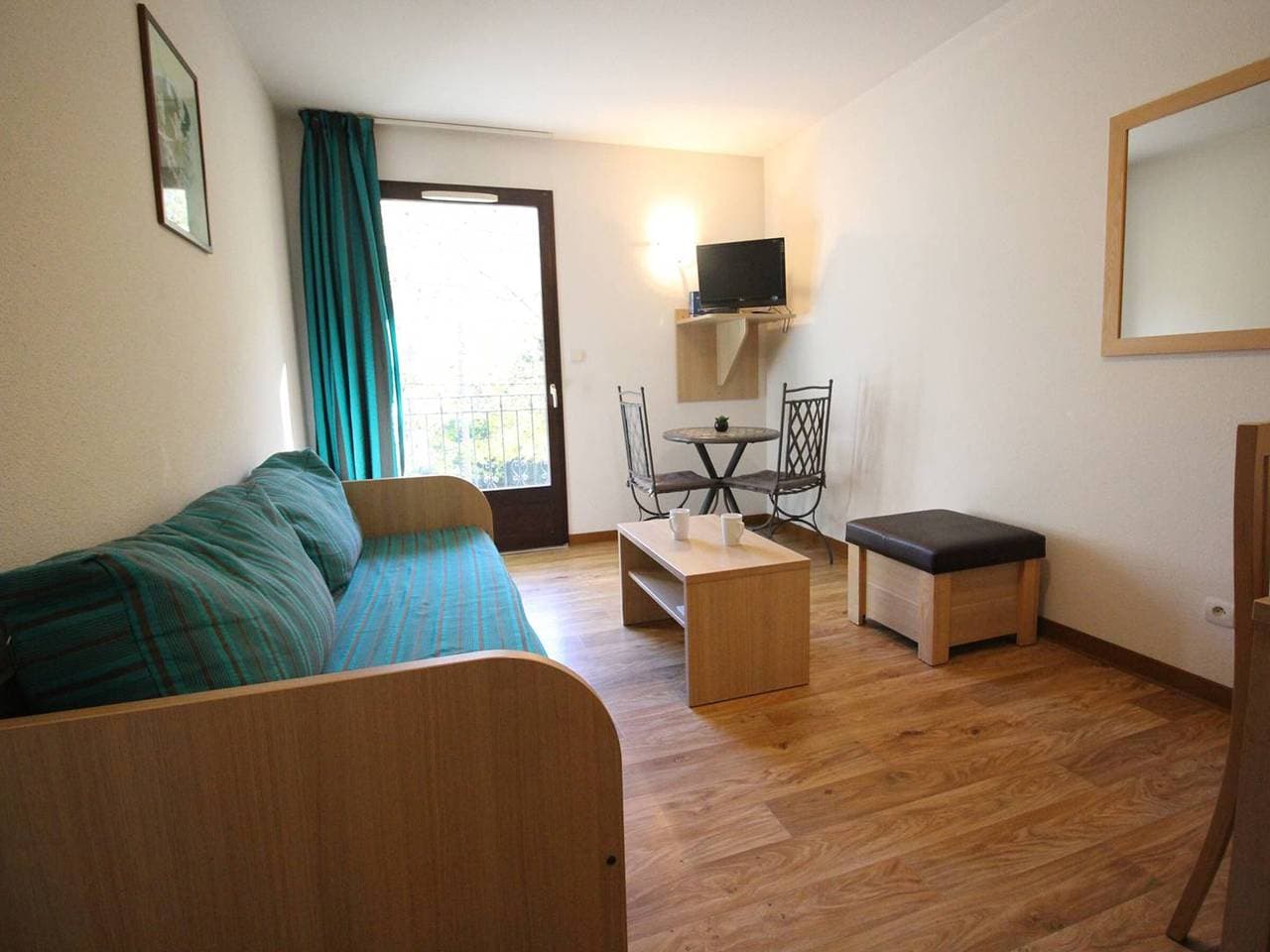 Foto 7 von 14: Charmantes 2-Zimmer mit Balkon, Parkplatz, nahe beim Park