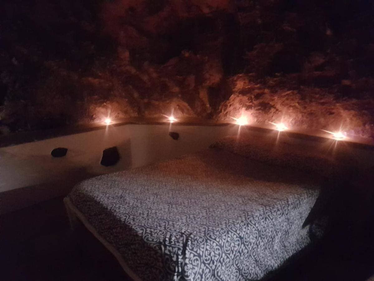 Foto 4 von 17: Cave House One-Bedroom