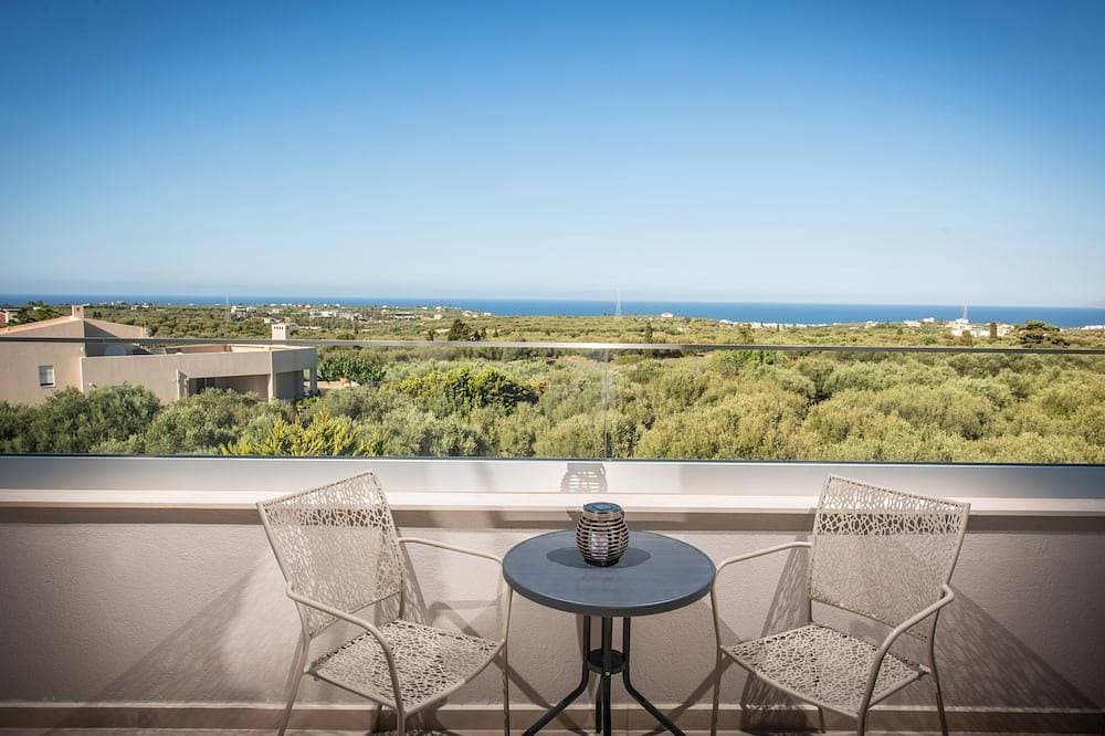 Foto 10 von 24: Marelina Luxury Villa 5 bedrooms with private pool