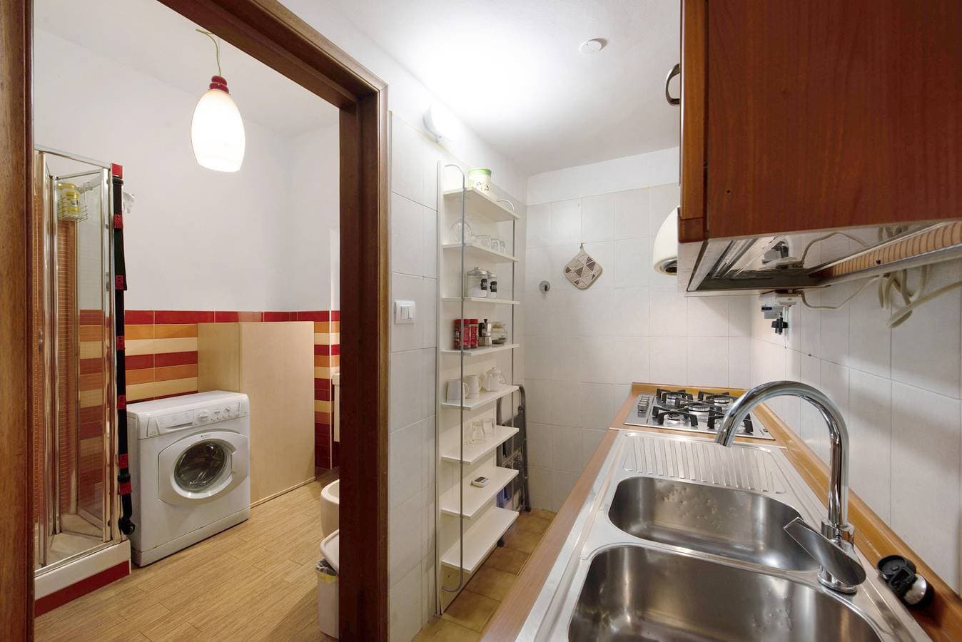 Foto 6 von 28: Apartment 'Flat im Herzen des Zentrums' mit WLAN und Klimaanlage
