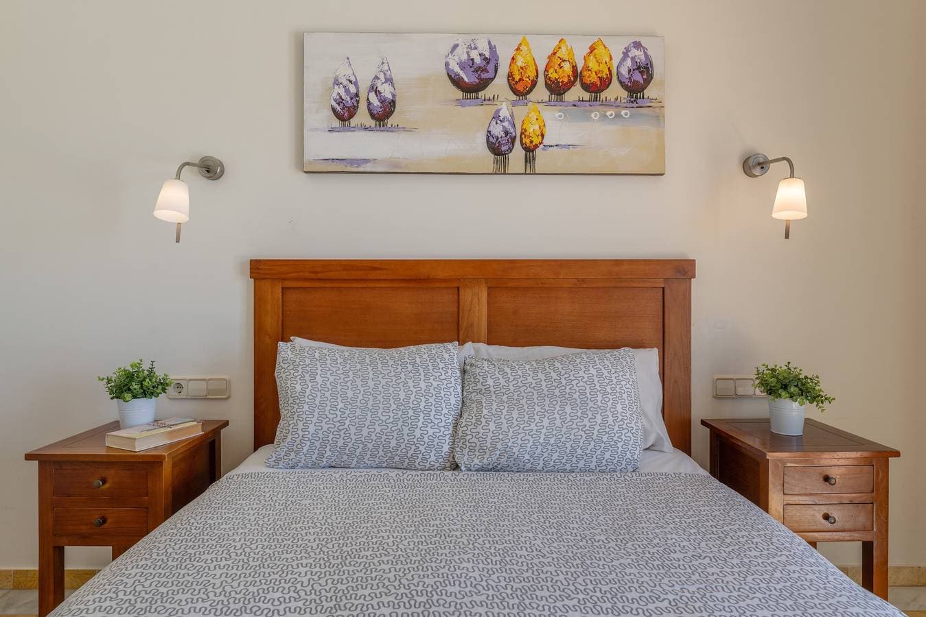 Foto 10 von 28: Villa in erster Linie La Goleta mit privatem beheiztem Pool und kostenlosem WLAN