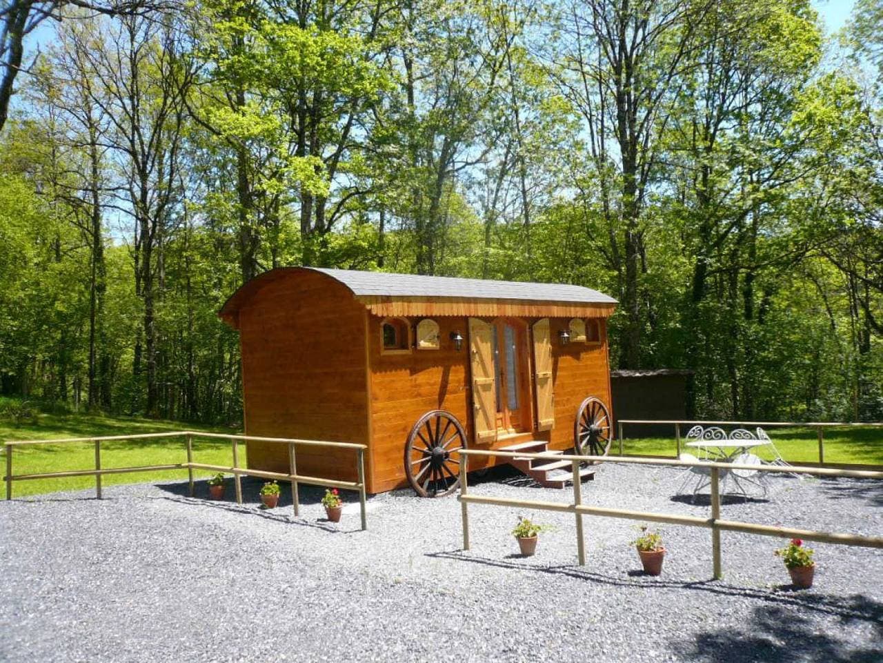 Foto 7 von 16: La roulotte champêtre