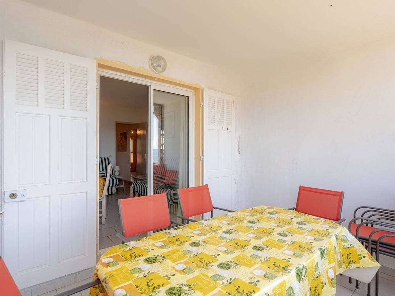 Foto 2 von 13: Gemütliche Wohnung in Aiguebelle mit Terrasse und privatem Parkplatz
