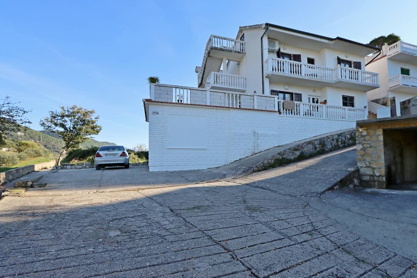 Foto 6 von 23: 2-Zimmer-Ferienwohnung mit Balkon Banjol, Rab A-16082-a