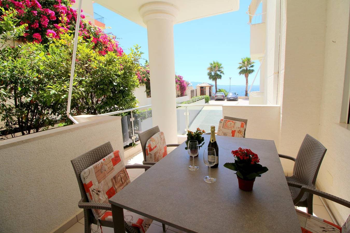 Foto 6 von 42: Ferienwohnung für 4 Personen mit Balkon