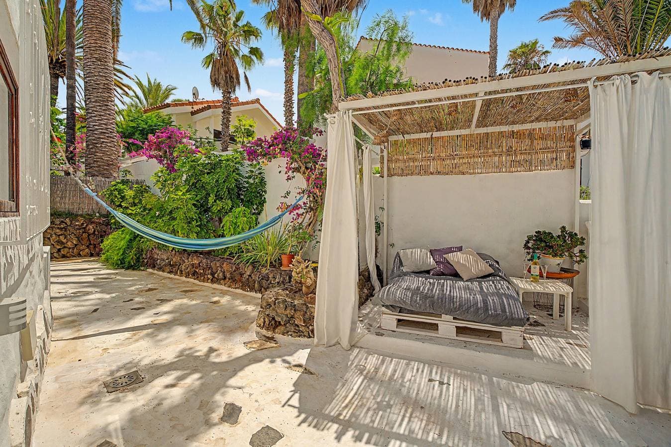 Oasis Garden, Alegranza 1