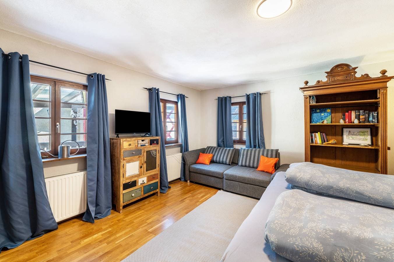 Foto 6 von 39: Merlot Ferienwohnung Standart 40m² mit Balkon für 2 Personen, Früstück optional,3D Rundgang Webseite