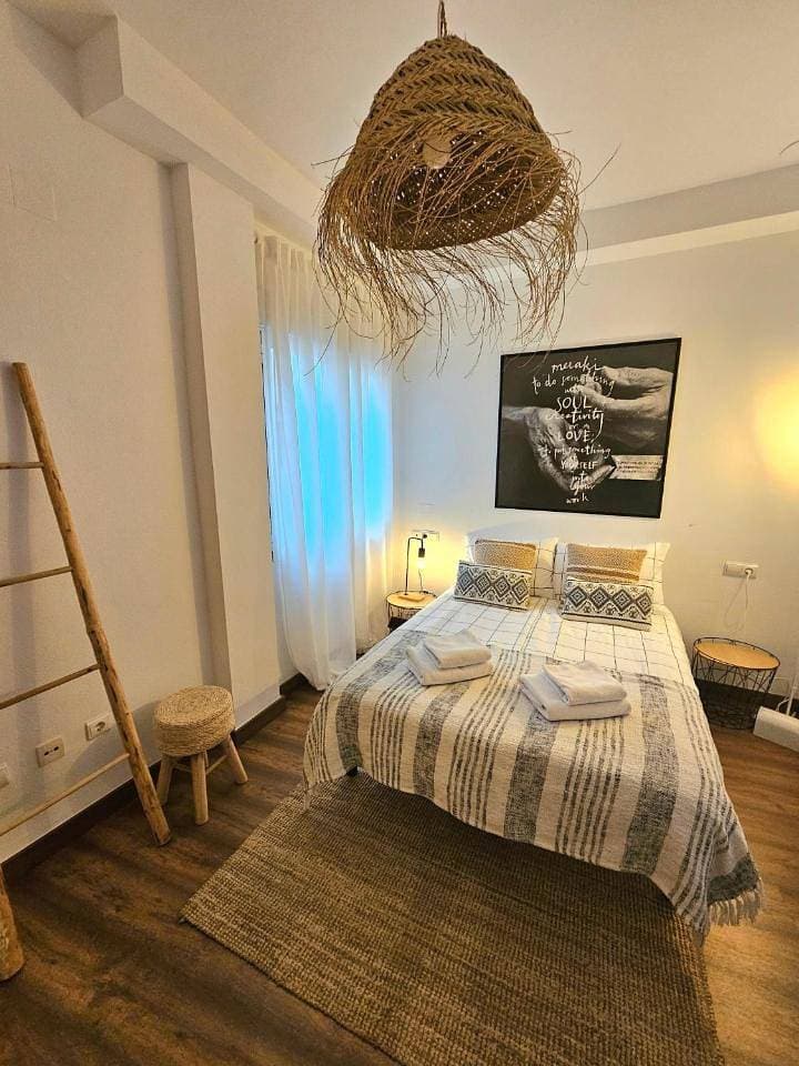 Foto 7 von 40: Two-Bedroom Apartment with Mountain View
