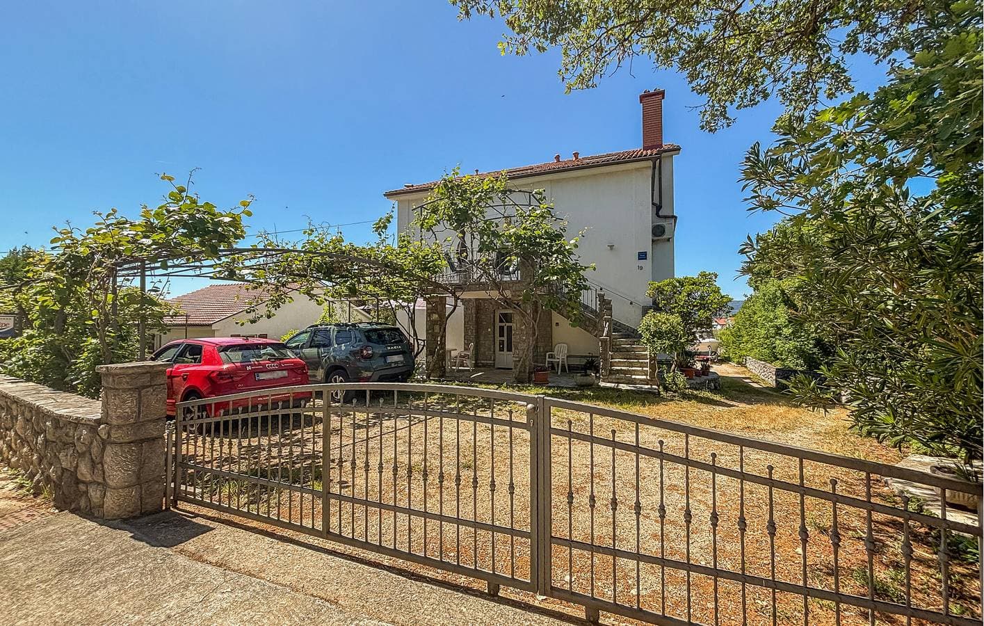 Gemütliche Ferienwohnung mit Terrasse, WLAN und Parkplatz, 1 km vom Strand von Jert entfernt 1