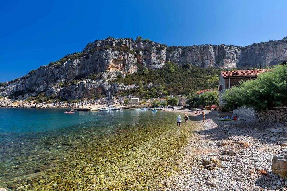 Foto 9 von 13: 1-Zimmer-Ferienwohnung am Strand Bucht Vela Stiniva, Hvar
