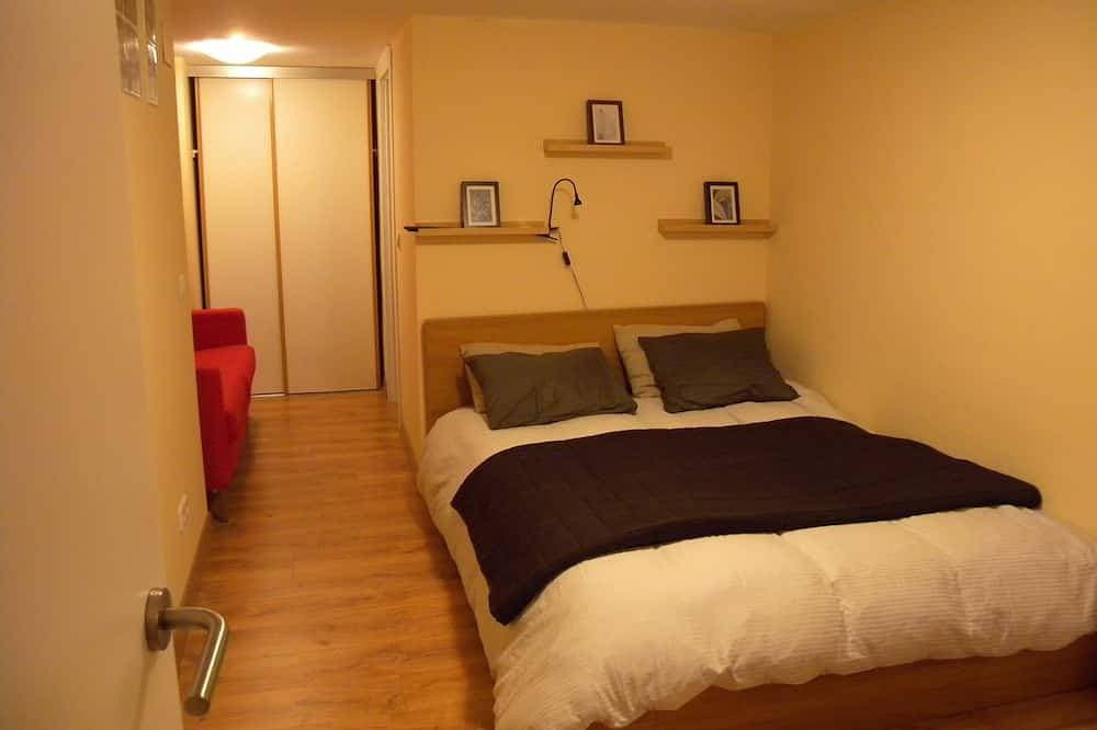 Foto 2 von 12: Komfortable Wohnung 2 Schlafzimmer 2 Badezimmer mit Garage und Pool