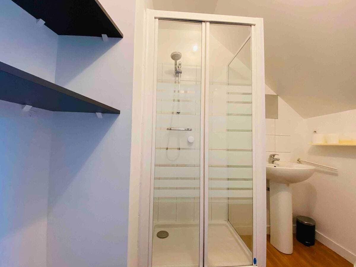 Foto 12 von 16: Apartment with Shower