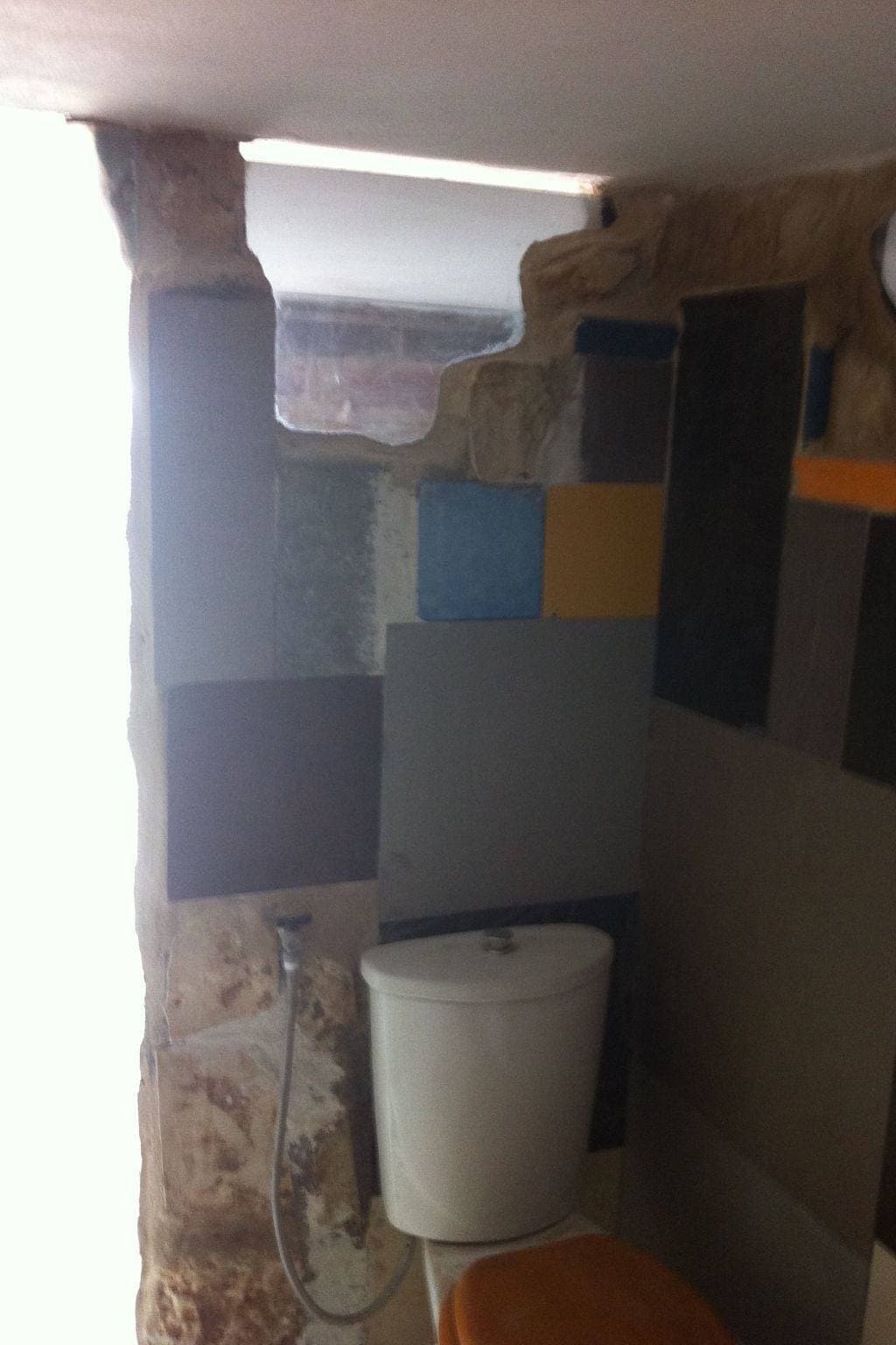 Foto 10 von 47: Giniusa' Studio mit Whirlpool-Badewanne