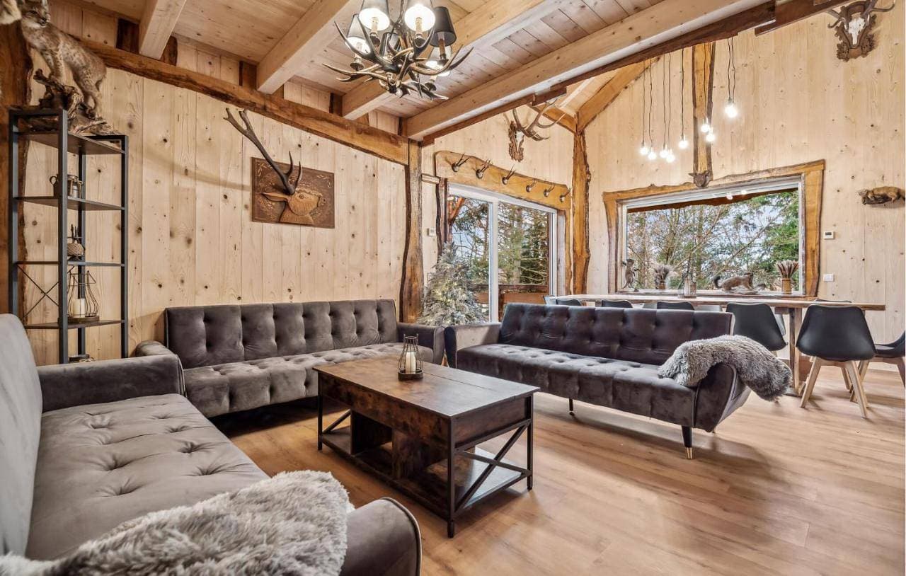 Foto 2 von 19: Five-Bedroom Holiday Home