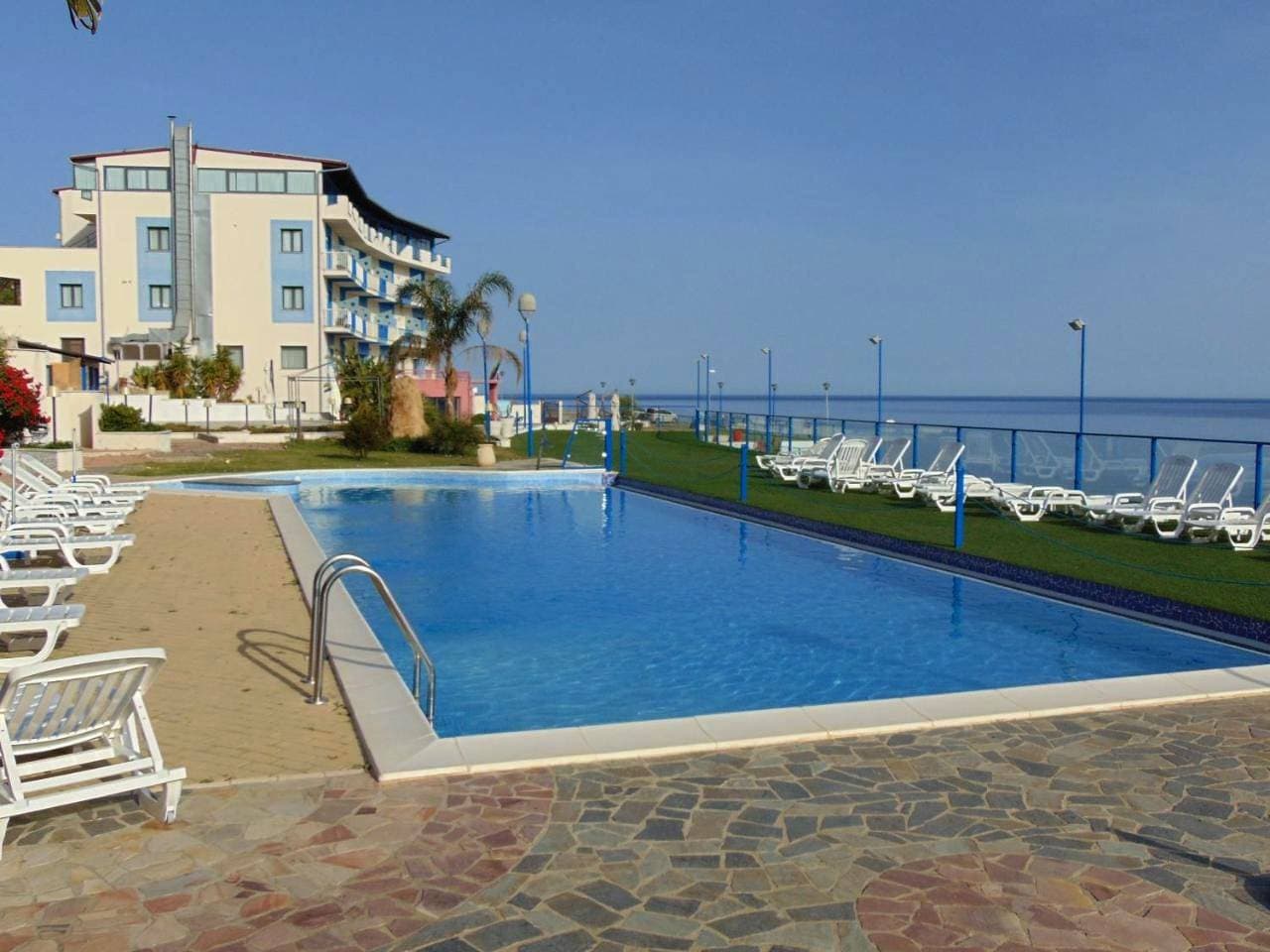 Tus'Hotel 1