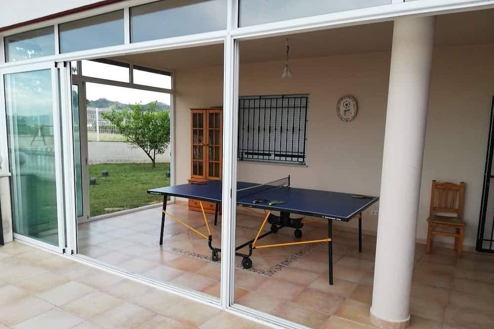 Foto 7 von 13: Rural house with swimming pool, garden and barbecue