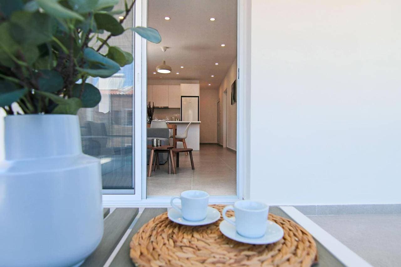Phaedrus Living Seaside Luxury Limnaria 172 1