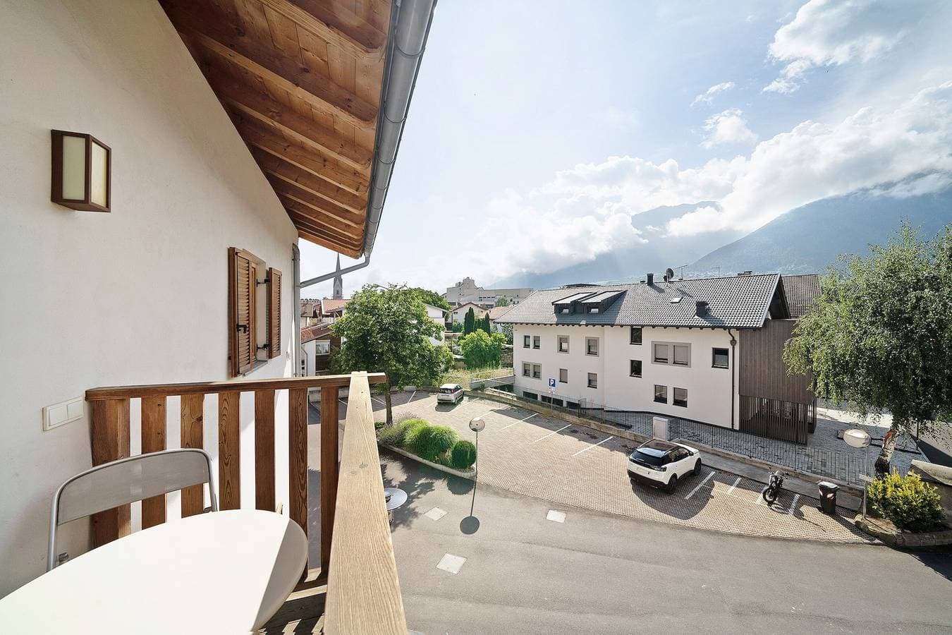 Foto 5 von 17: Ferienwohnung "Wielander A Ost" mit Bergblick, Gemeinschaftsgarten und WLAN