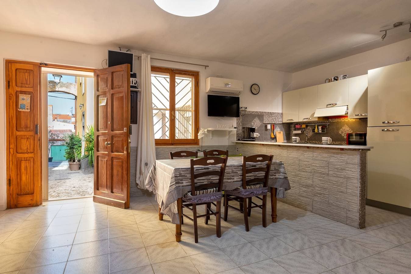 Foto 3 von 19: Ferienhaus "La Casetta Bianca" mit Klimaanlage & WLAN
