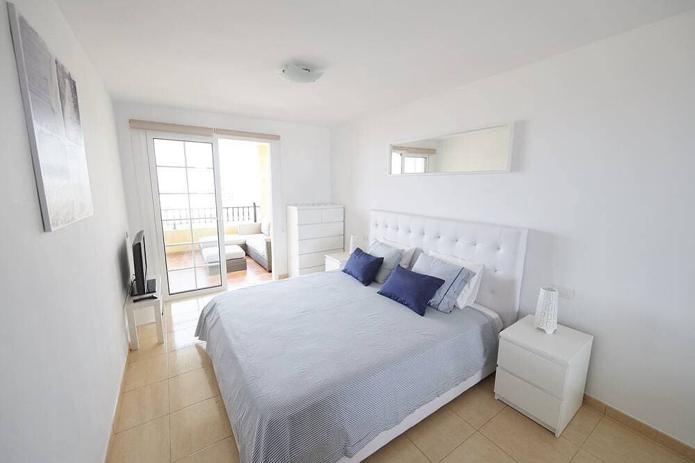 Foto 5 von 30: Meerblick !!! Moderne Wohnung in Strandnähe mit einem schönen großen Pool!