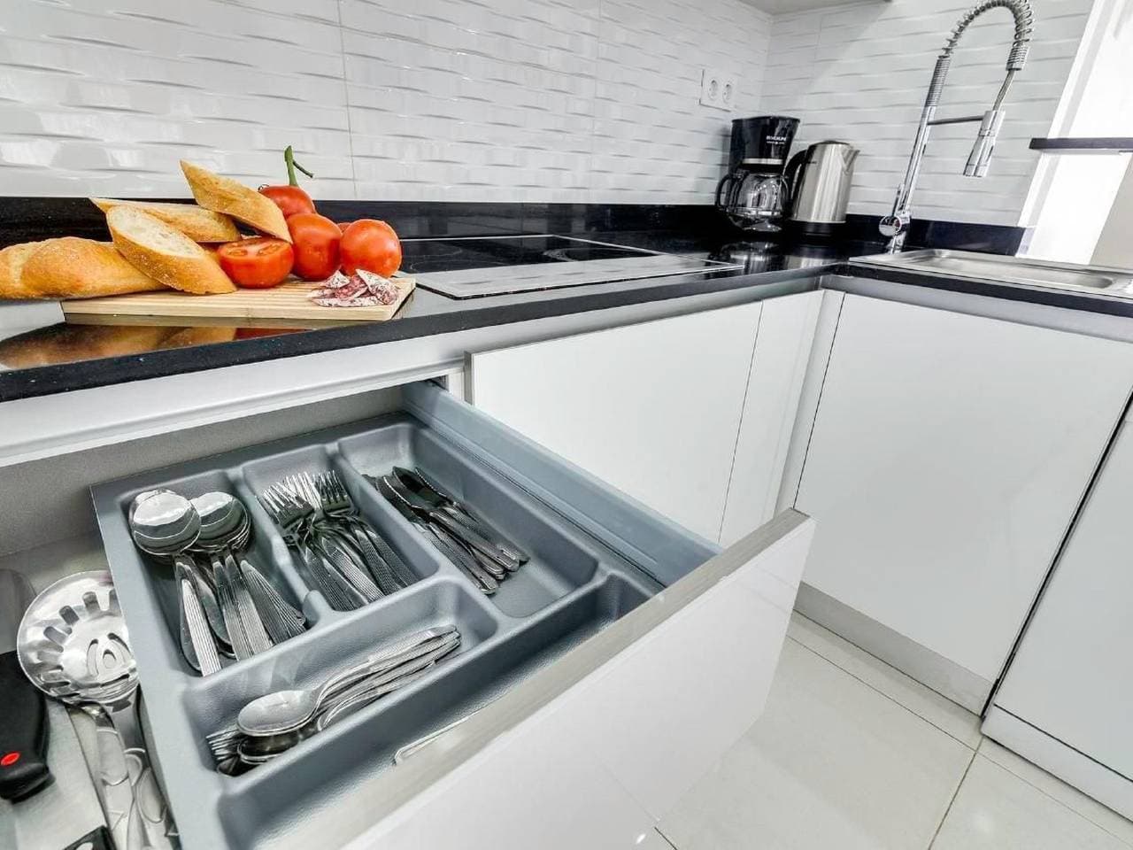 Foto 11 von 30: Sea Senses' Suite mit Gemeinschaftspool