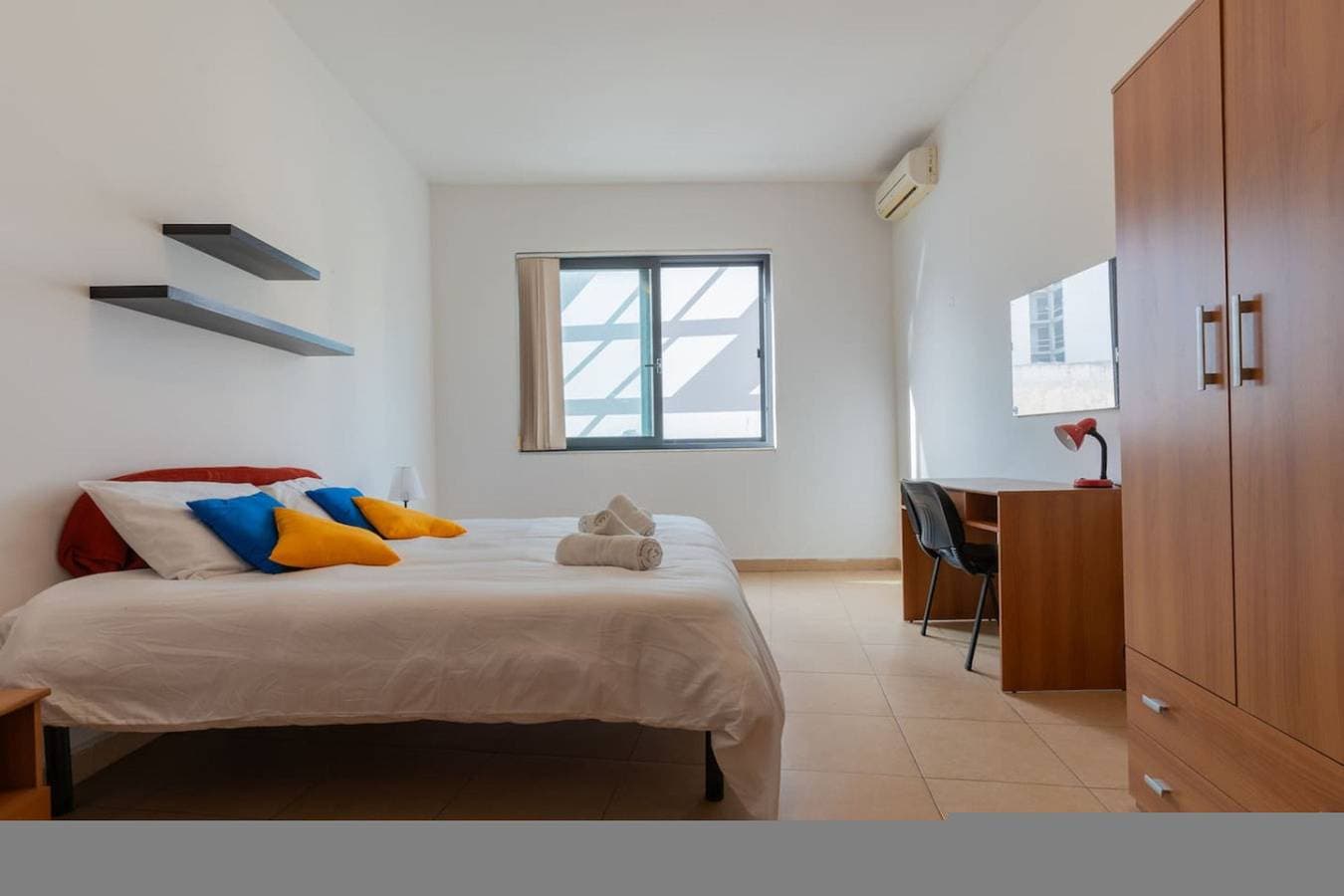 Foto 4 von 33: The King at Roulette | Modern Apartment, Paceville