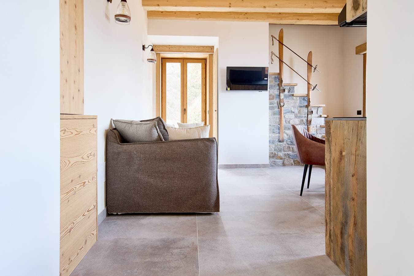Foto 10 von 45: Apartment im luxuriösen Chalet „Baita Treeb Tramontana“ mit Seeblick & privater Terrasse in Civenna