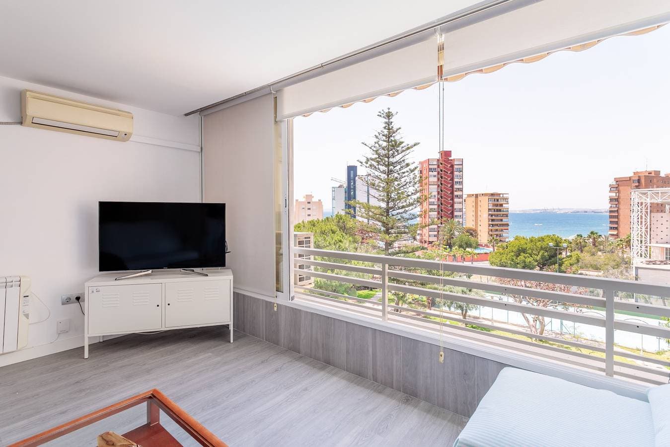 Foto 8 von 25: Ferienwohnung 'Vistas Al Mar' mit Gemeinschaftspool, Wi-Fi und Klimaanlage