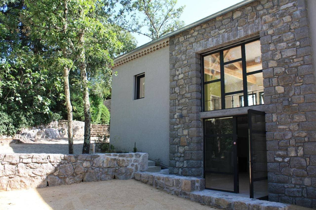 Foto 4 von 13: One-Bedroom House