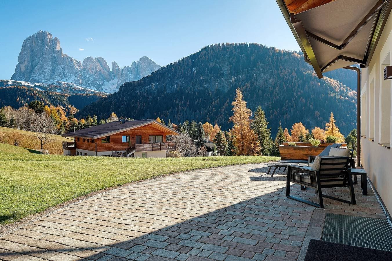 Foto 4 von 29: Studio-Apartment 'Lara Ruveda 2' mit Bergblick, privater Terrasse und WLAN